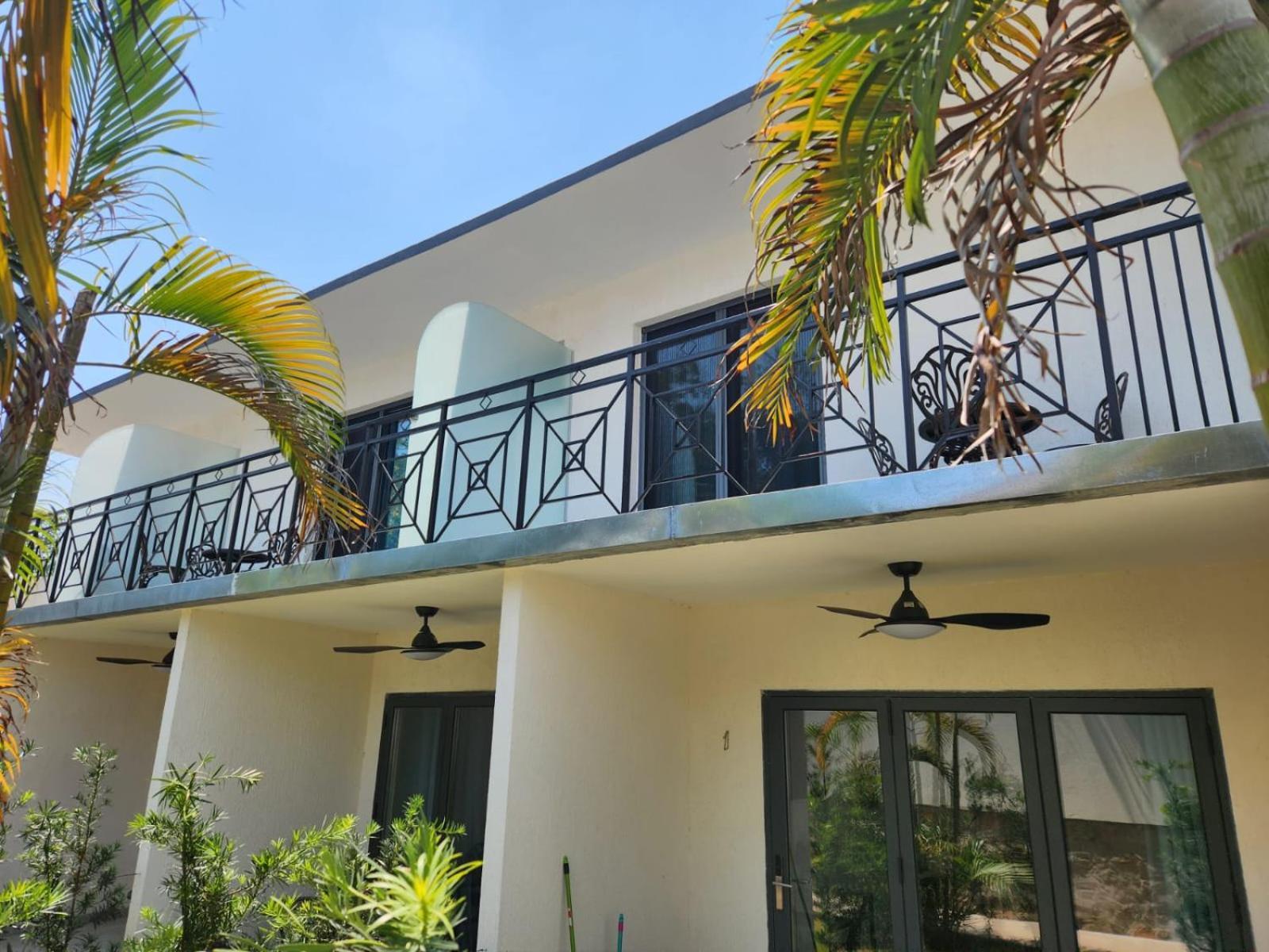 Hotel Oasis-Dream Holidays - La Petite France San Bernardino Exterior photo