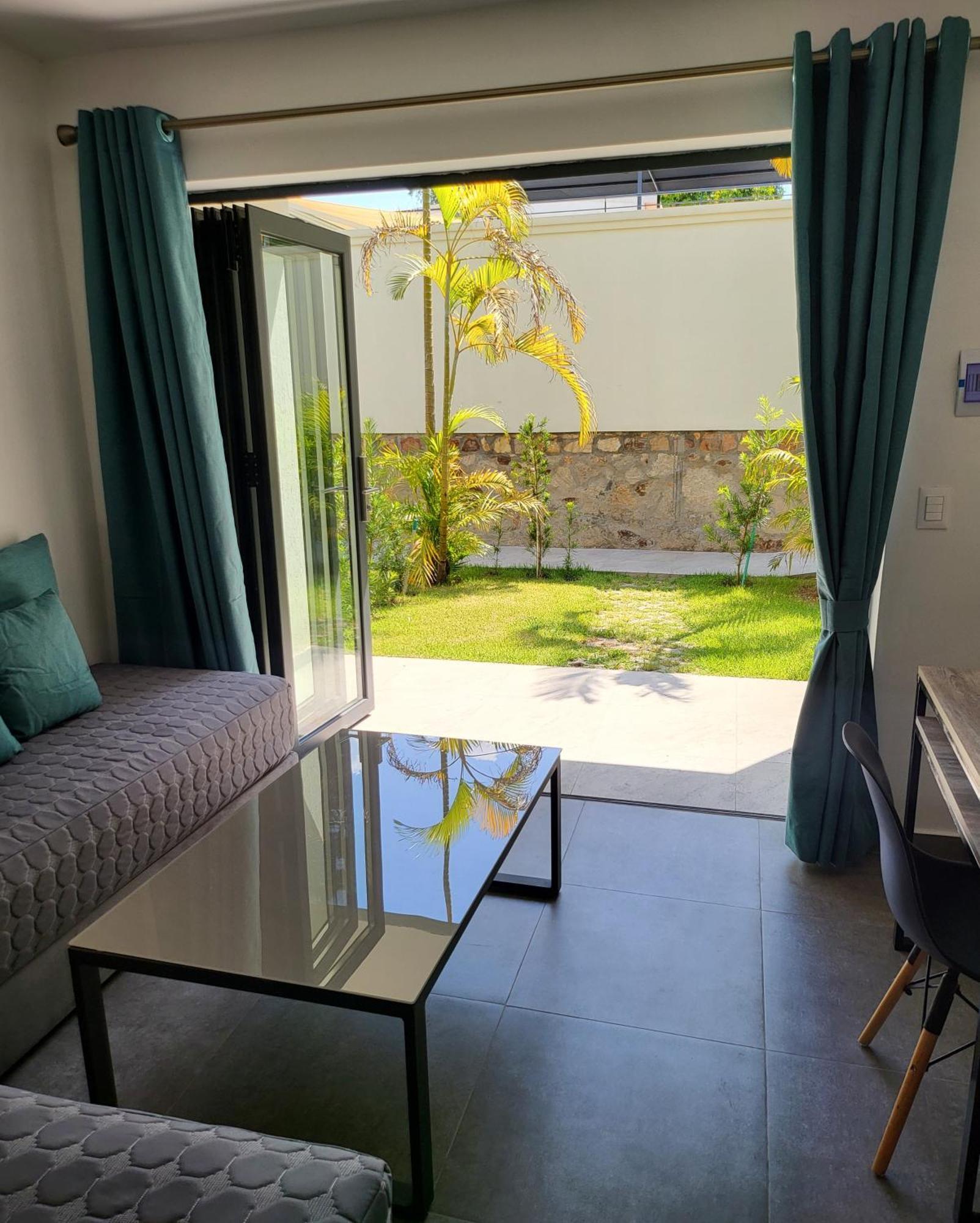 Hotel Oasis-Dream Holidays - La Petite France San Bernardino Exterior photo